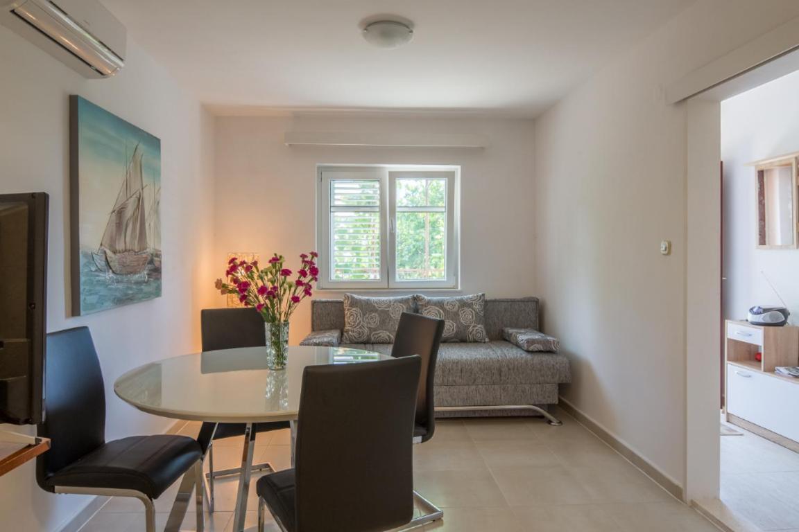 Apartment Pepica Trogir Bagian luar foto