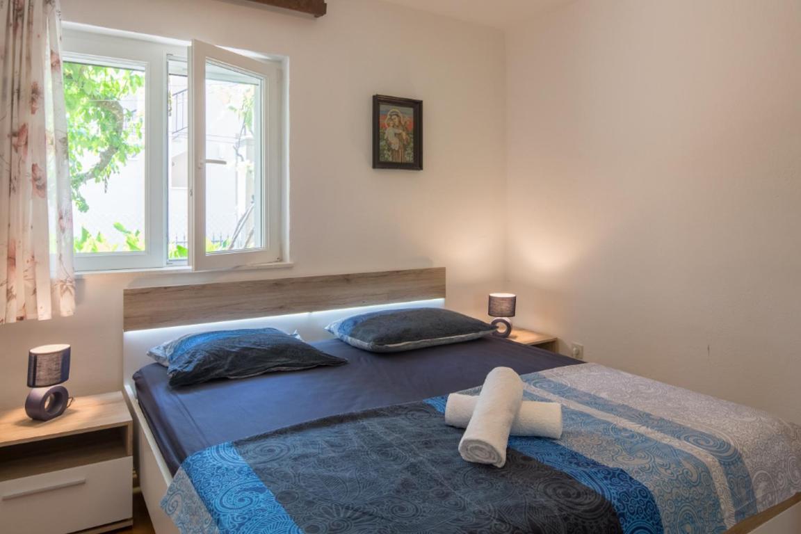Apartment Pepica Trogir Bagian luar foto