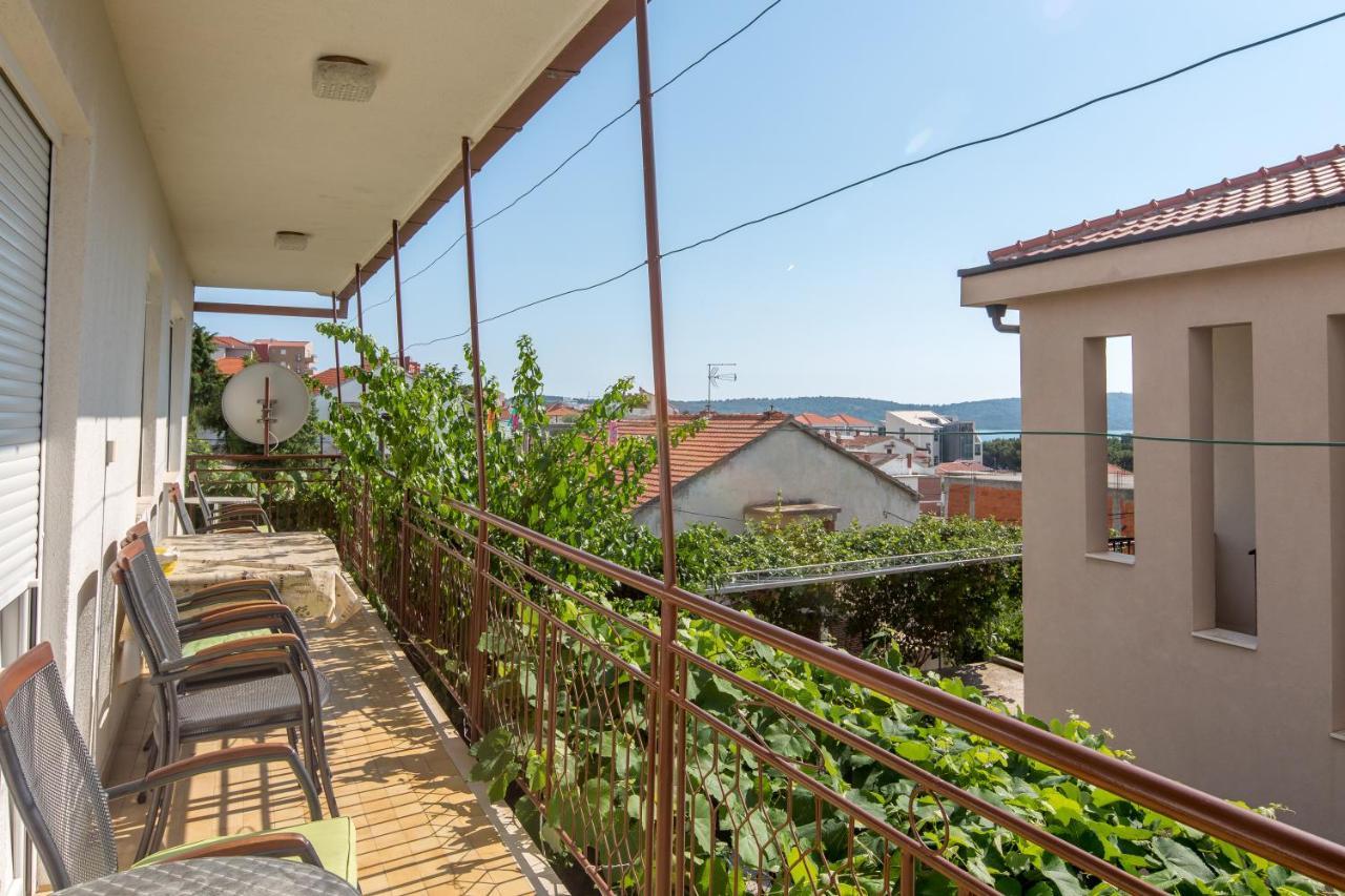 Apartment Pepica Trogir Bagian luar foto